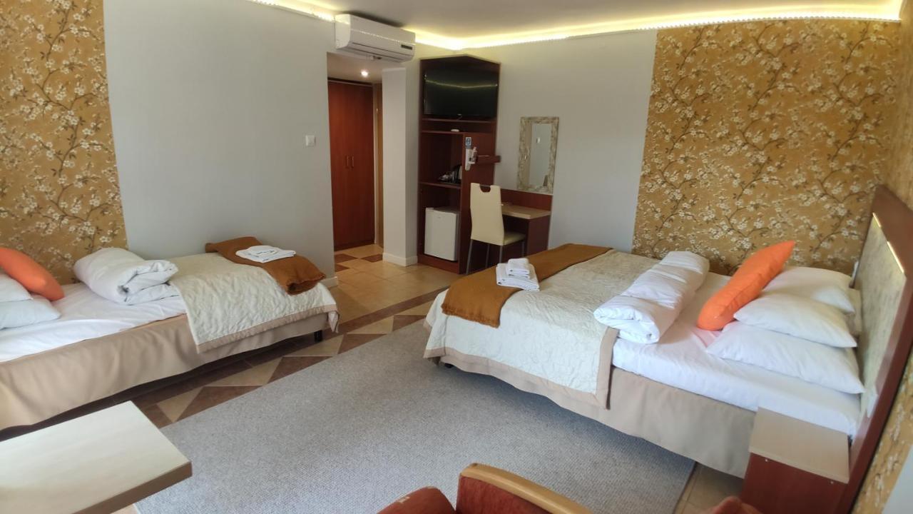 Ow Sargus Bed & Breakfast วาดีสวาโวโว ภายนอก รูปภาพ